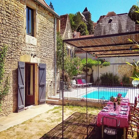 Luxury Mansion In With Private Pool *